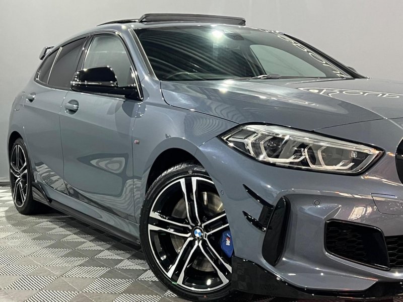 BMW 1 SERIES