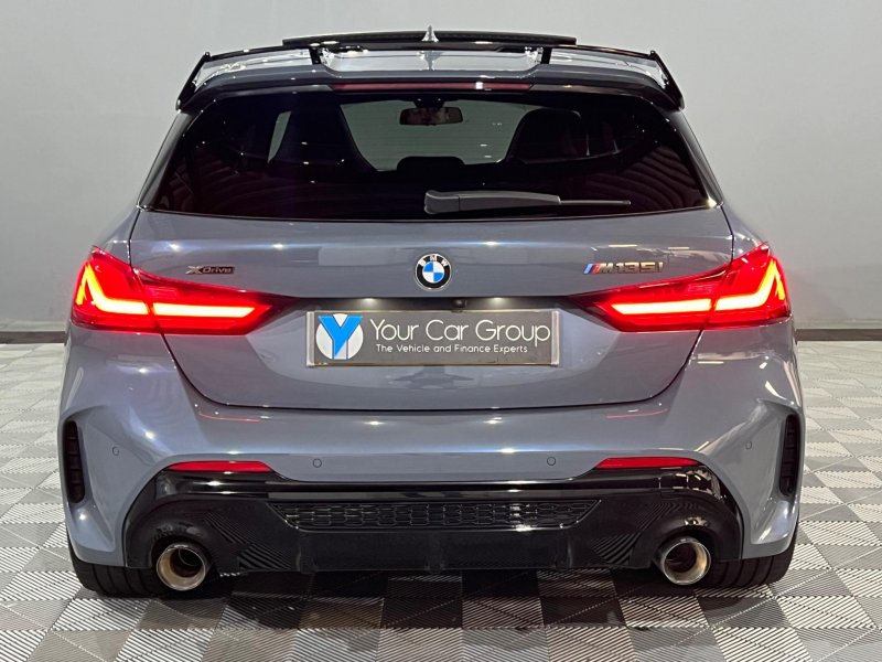 BMW 1 SERIES