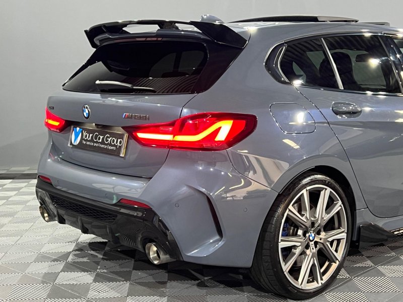 BMW 1 SERIES
