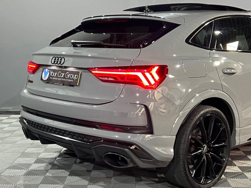 AUDI RS Q3