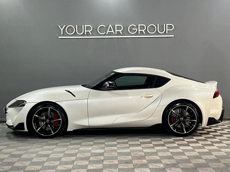 TOYOTA SUPRA