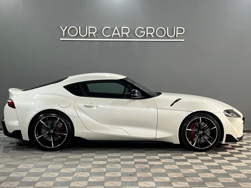 TOYOTA SUPRA