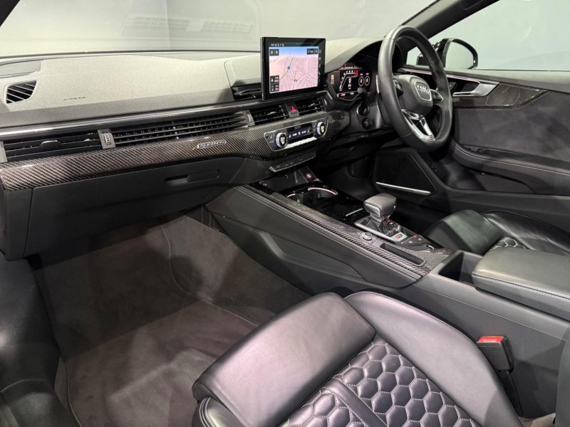 AUDI RS5