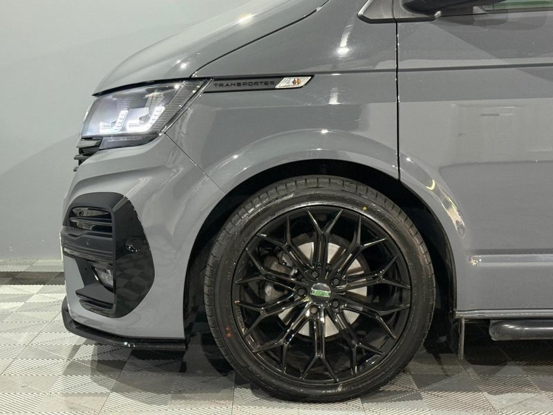 VOLKSWAGEN TRANSPORTER
